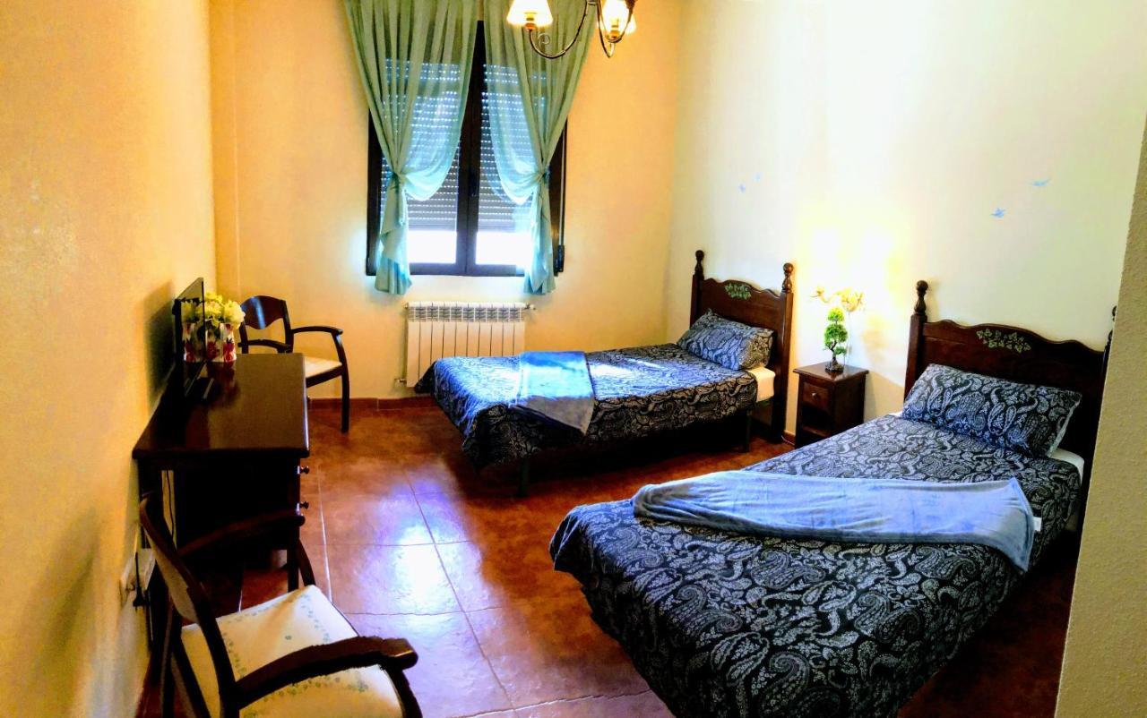 La Sabina Hotel Castillejo de Robledo Bagian luar foto
